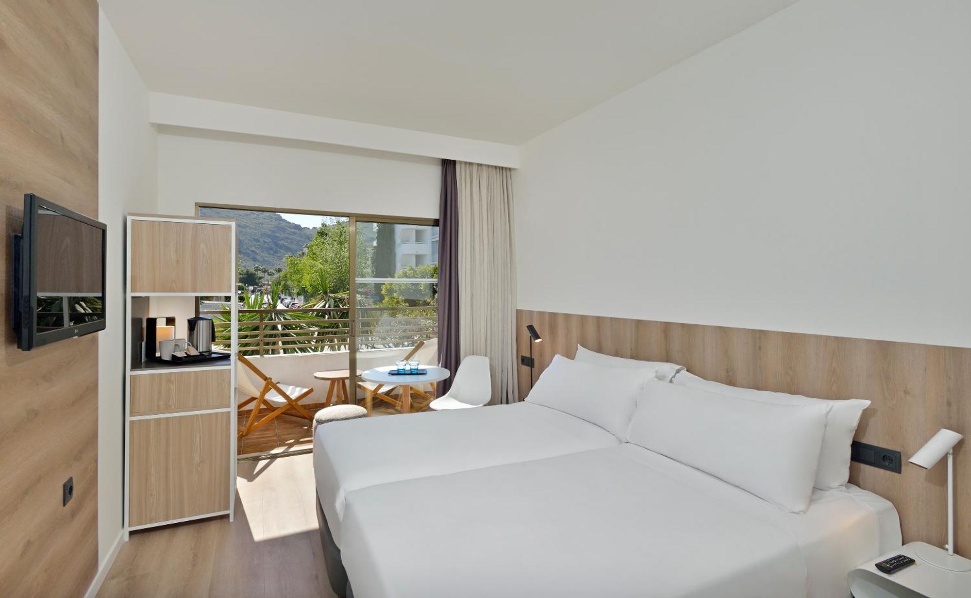 Innside By Melia Alcudia Port de Alcudia  Ngoại thất bức ảnh