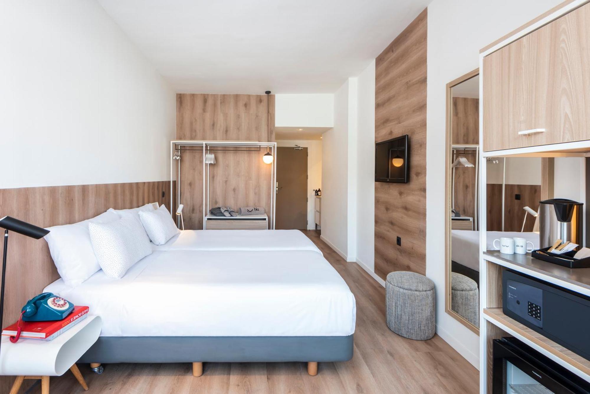 Innside By Melia Alcudia Port de Alcudia  Ngoại thất bức ảnh