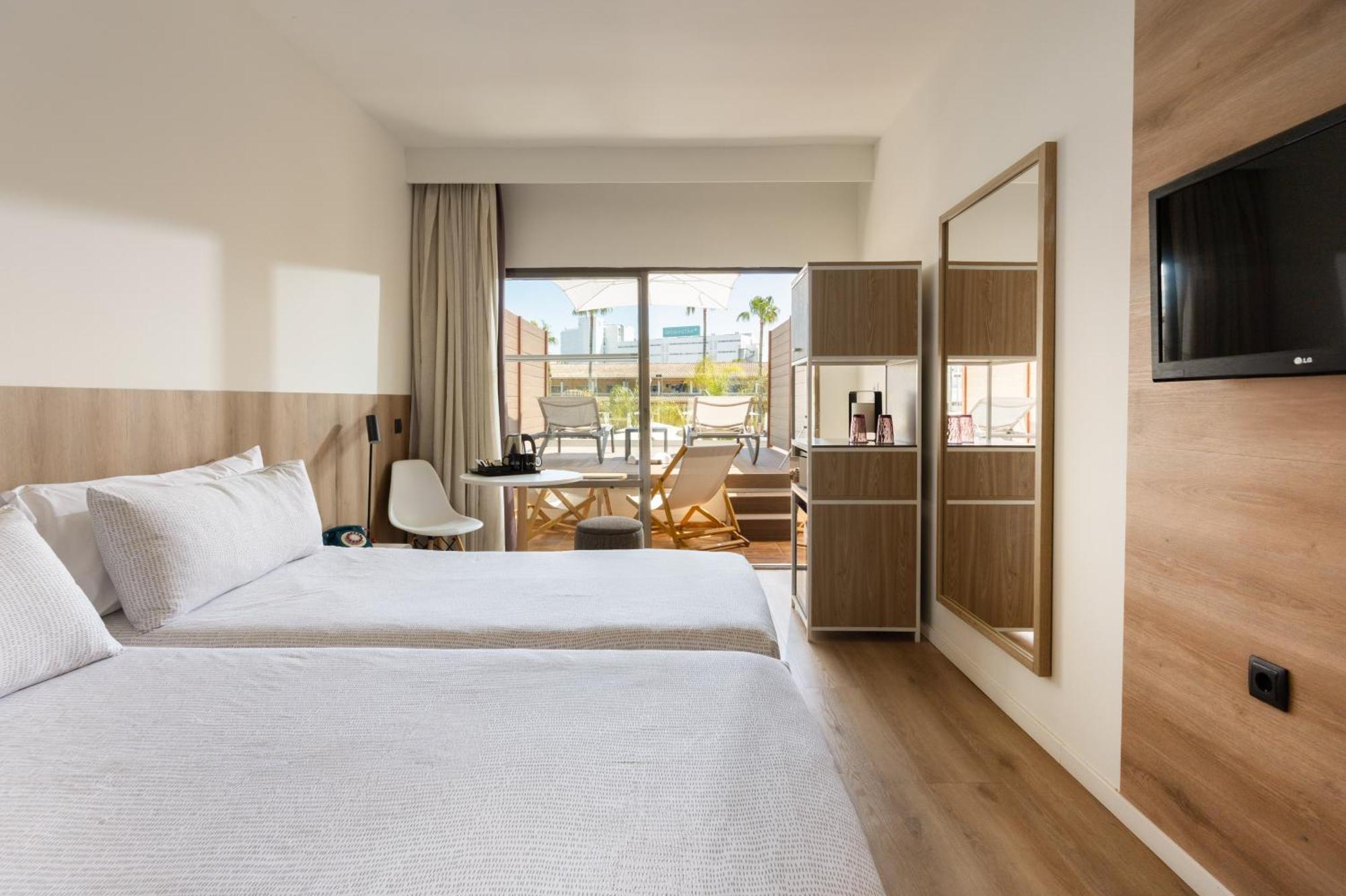 Innside By Melia Alcudia Port de Alcudia  Ngoại thất bức ảnh